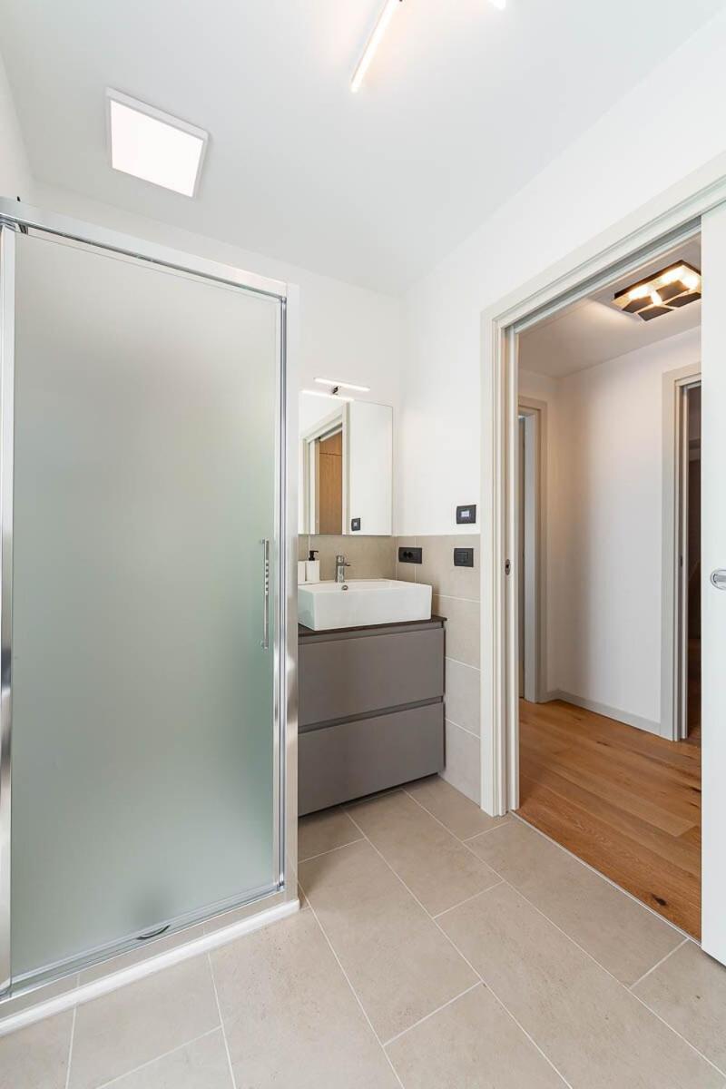 Apartment Free Parking Besta 10 Minutes Away Private Terrace And Garden View *