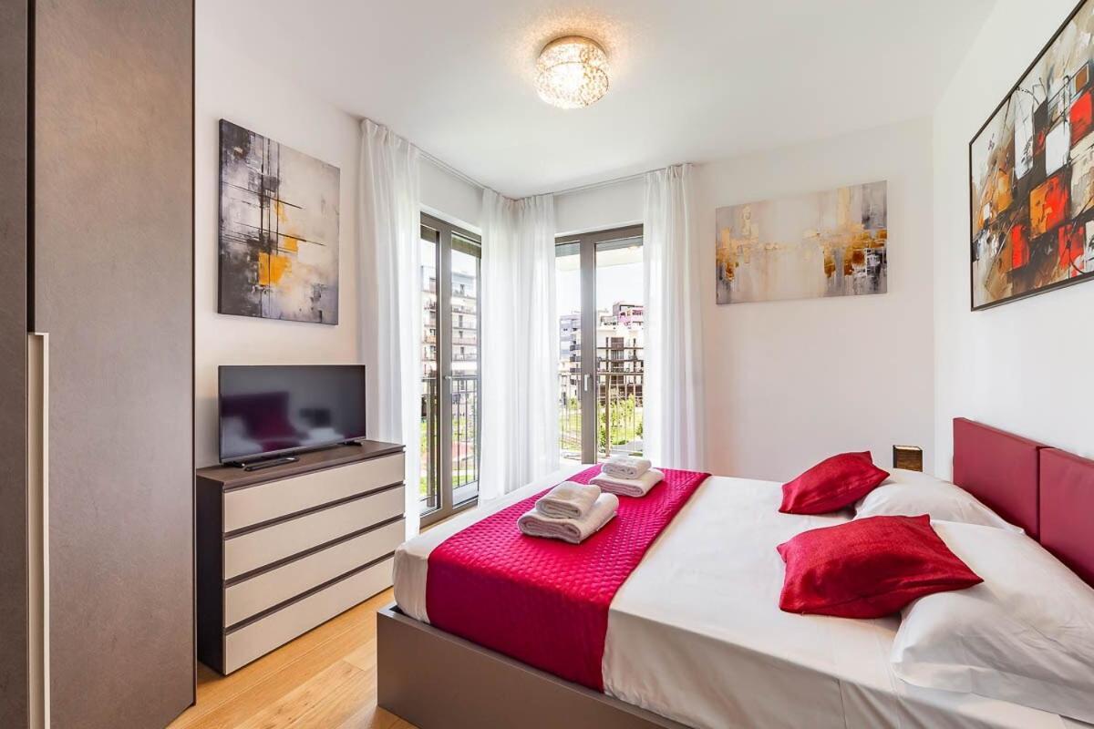 Apartment Free Parking Besta 10 Minutes Away Private Terrace And Garden View *