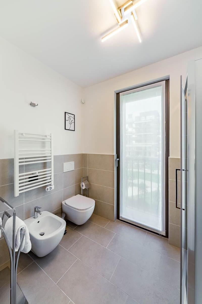 Apartment Free Parking Besta 10 Minutes Away Private Terrace And Garden View