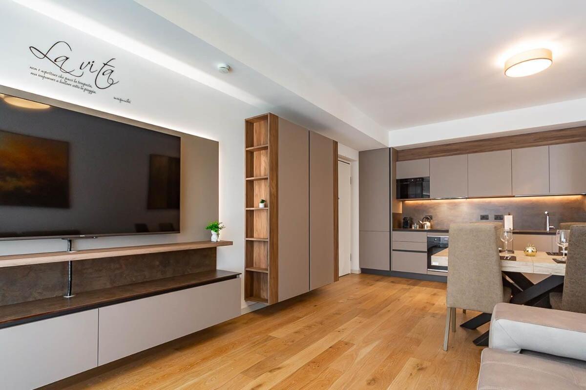 Free Parking Besta 10 Minutes Away Private Terrace And Garden View *